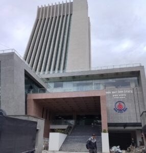 आयल निगममा तेल चोर्नेदेखि ओभरटाइमको नाममा मासिक ५० लाख खानेसम्म